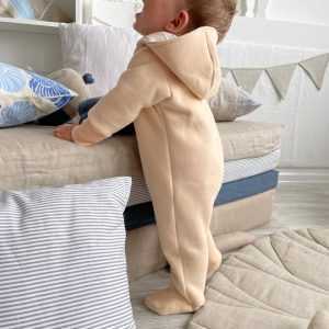 Демисезонный комбинезон Мишутка